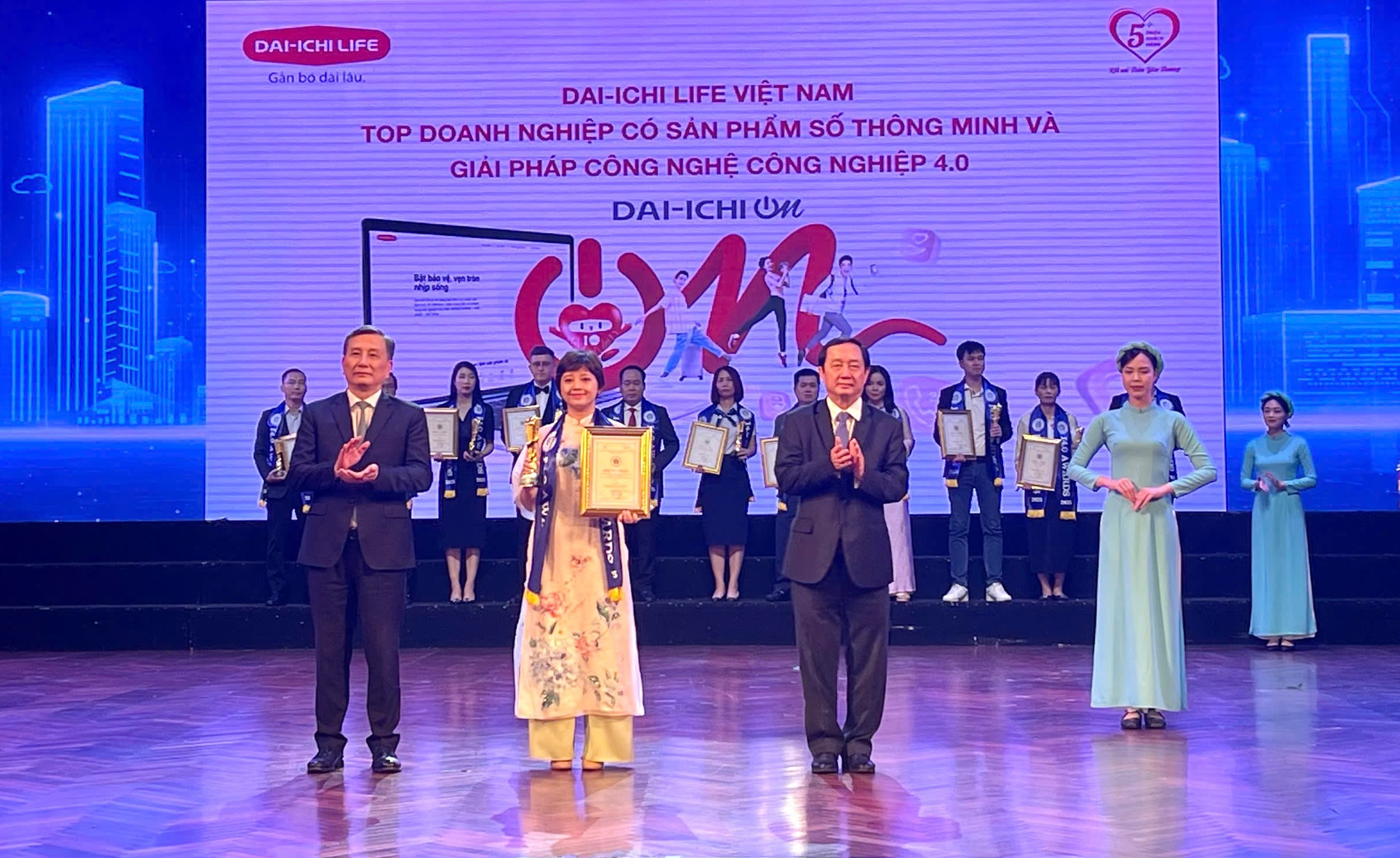 Dai-ichi Life Việt Nam đạt Giải thưởng “Top Doanh nghiệp có sản phẩm số thông minh và giải pháp công nghệ Công nghiệp 4.0”